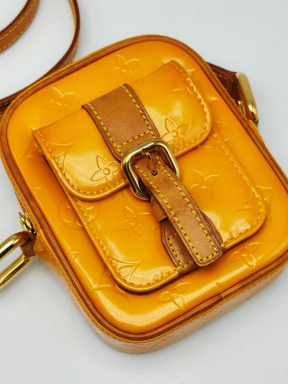 Louis Vuitton Christie PM Monogram Vernis Yellow Patent Leather Crossbody Bag - Picture 5 of 14